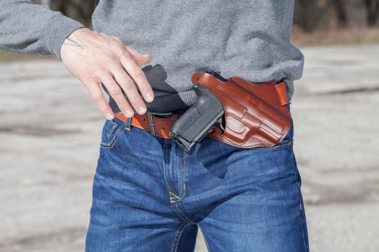Crossdraw Holsters Are Better When Bought From Kirkpatrick