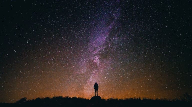 Why buying a star Is the Most Romantic Yet Meaningful Gift
